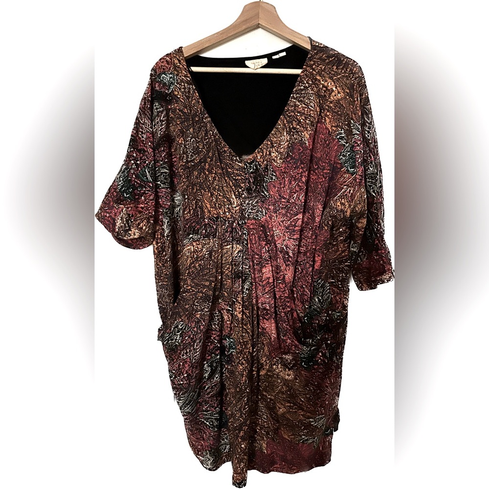 Anthropologie tunic. Size M.